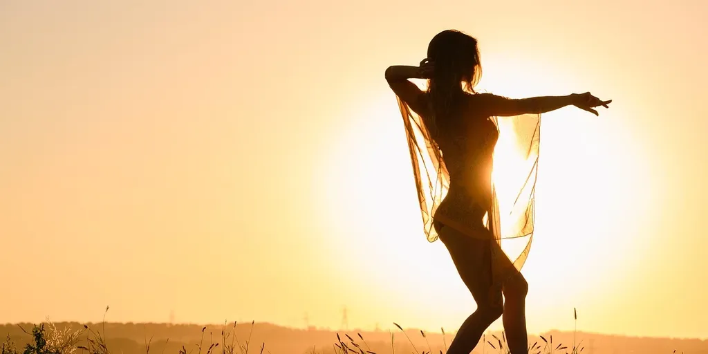 YOPS_EclecticYogis_UniqueStory-1024×563
